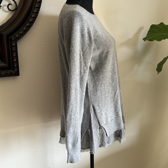 Garnet Hill Women’s Soft Gray Cashmere Sweater Lace Accent around Hem Large - Picture 5 of 14